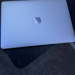 MacBook Pro 13-inch (2017)