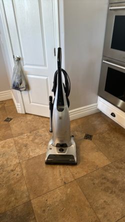 Free Kenmore Elite Direct Drive Vacuum Roller doesn’t spin