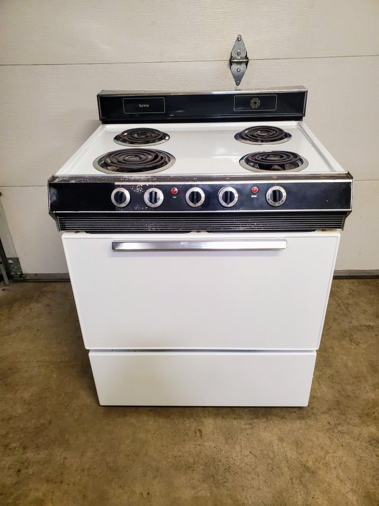 Range Oven works good