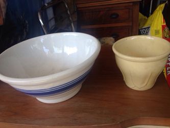 Ceramic bowls