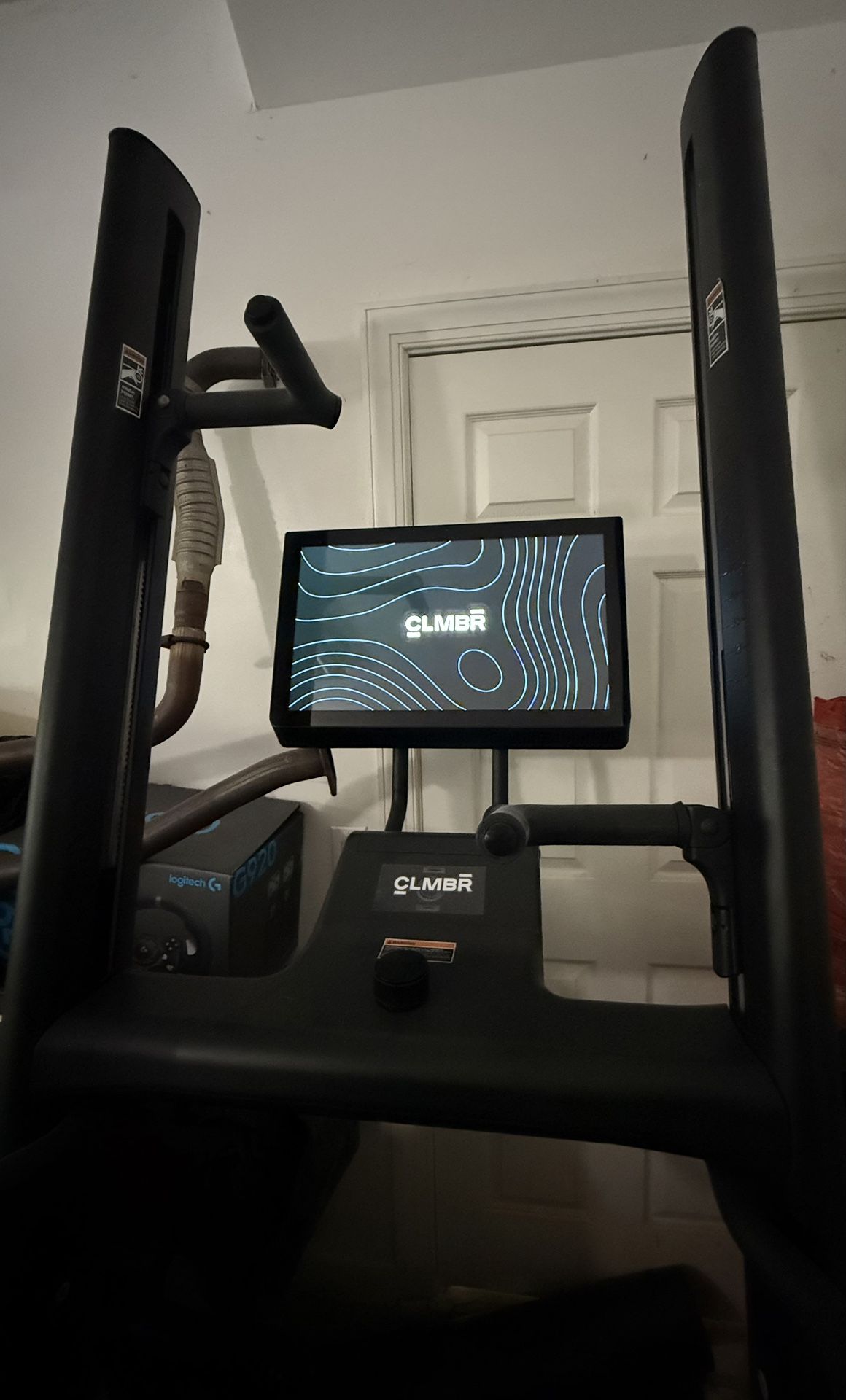 CLMBR v1 Vertical Climbing Machine