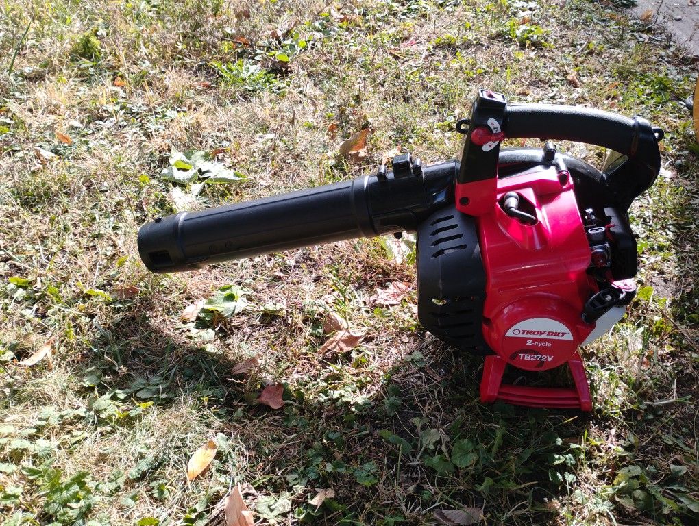 Troy Built Leaf Blower