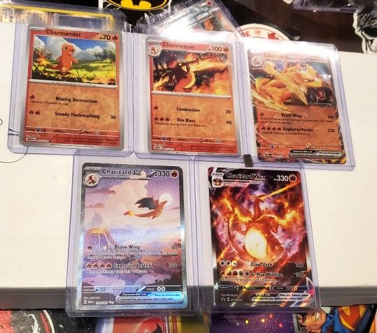 Charizard Pokémon Cards