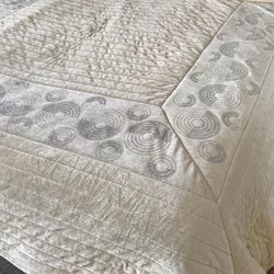 Velour Bedspread and 2 pillow covers