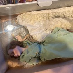 Norman Rockwell Porcelain Collectors doll “Goin Out”