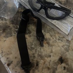 8 Pairs of Ironwear Safety Glasses