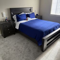 Queen Bedroom Set 