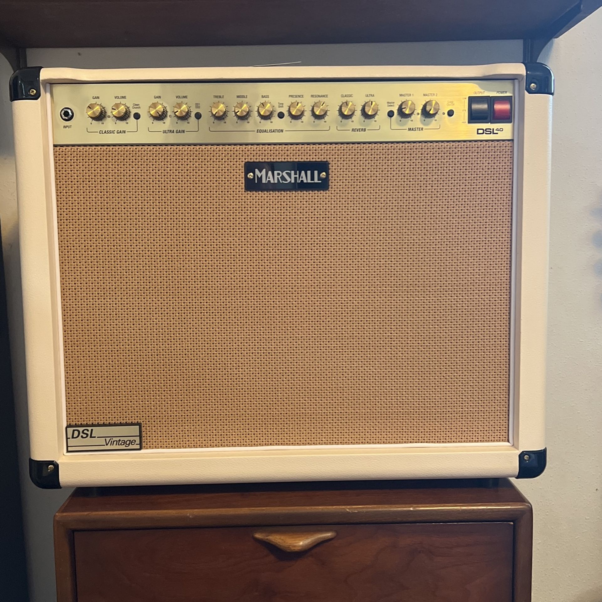 Marshall DSL40 Tube Guitar Amplifier Limited Edition