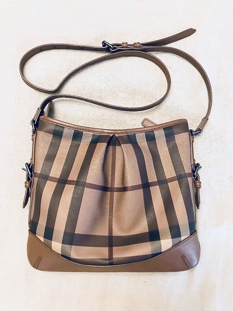 Authentic Burberry Hartham crossbody-Accepting Respectable Offers