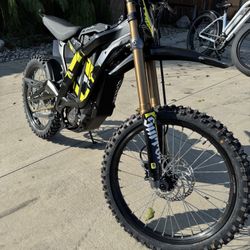 Electric Dirtbike 50mph Surron Light Bee X Brand New