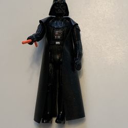 STAR WARS “DARTH VADER” from 1977 with FULL CAPE and LIGHT SABER (missing tip)