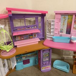 Barbie Vacation House, Dollhouse, Girls, Pretend Play 