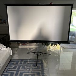 Projector Screen