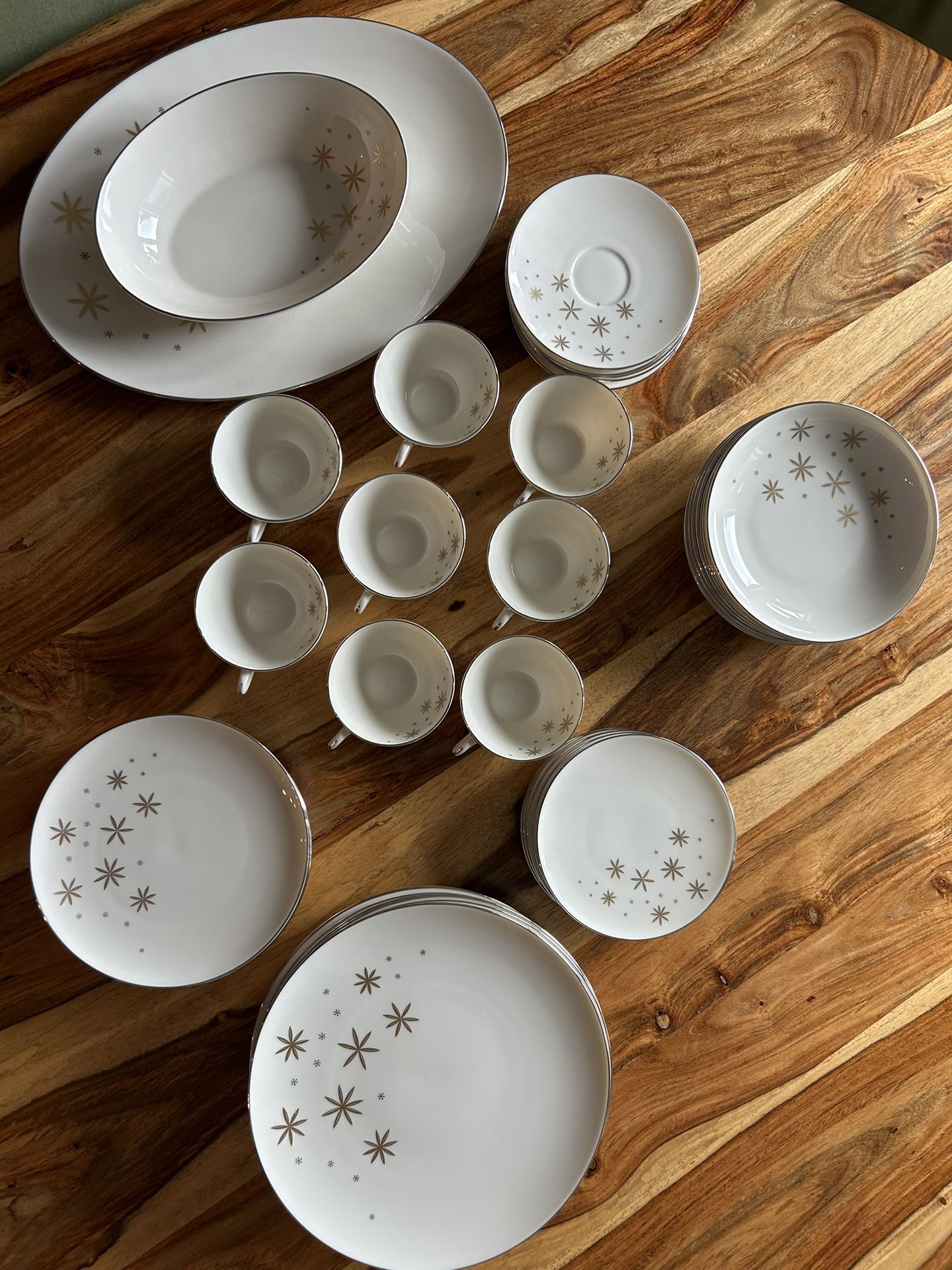 ALARIS by Lenox 50 Pc Vintage China