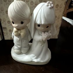 Precious Moments The Lord Bless You and Keep You figurine 1979