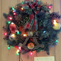 Light Christmas Wreath