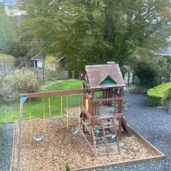 Landscaper needed “no tools required”