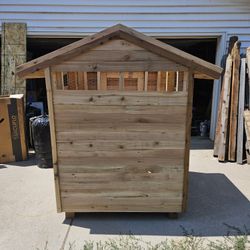 Custom Chicken Coops and Animal Houses