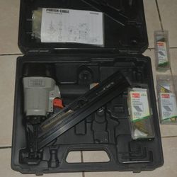 Porter Cable DA250A Finish Nailer 15 Gauge Like-New with Case and Finish Nails