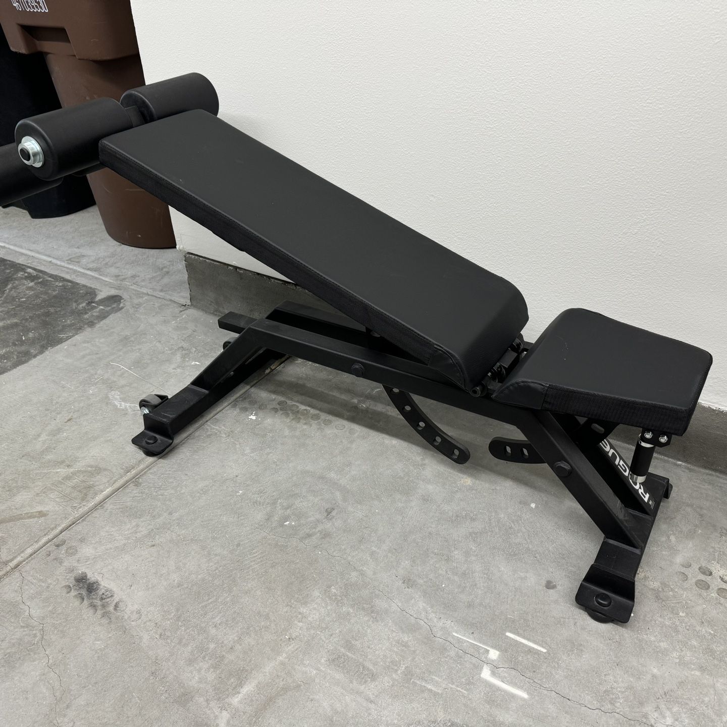 Rogue AB-3 Adjustable Weight bench for Sale in San Clemente, CA