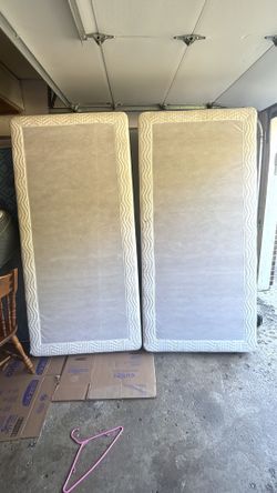 Pair of Twin Box Springs king