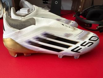 Soccer cleats