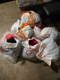 Bolsas De Ropa Zapatos Y Carteras Para Revender O Mandar a Mexico