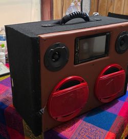 Portable music box