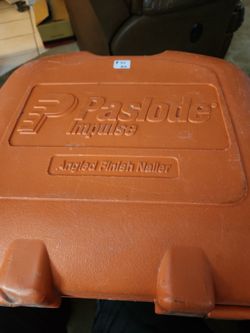 USED PASLODE 16 GA CORDLESS ANGLED FINISHING NAILER MODEL IM250A  WORKS GOOD HAS SOME WEAR