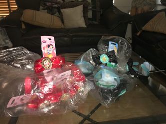 GIRLS DISNEY HEADBANDS LOT