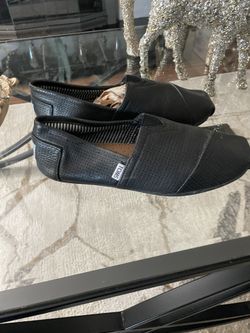 Leather Tom’s  for men