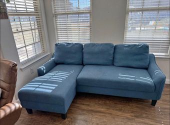 Blue Sectional Pull Out Bed ** FREE DELIVERY**