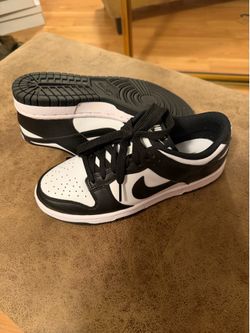 Nike Panda Low Dunks