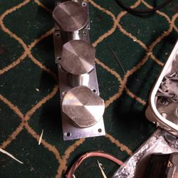 Adjustable Load Bearing Legs