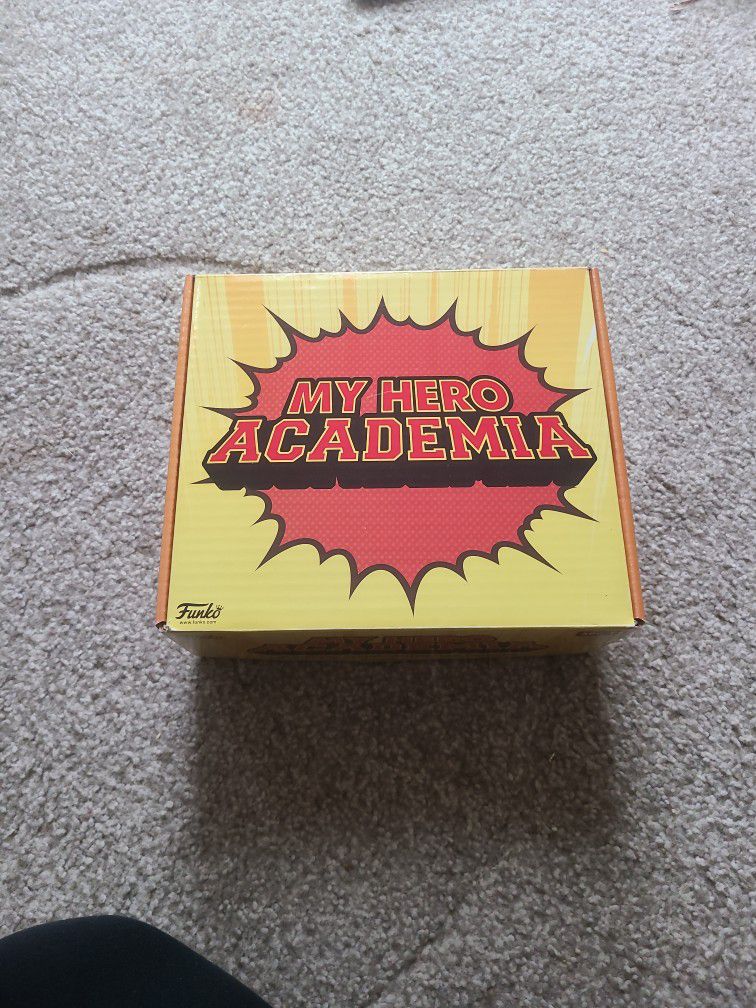 MY HERO ACADEMIA MYSTERY BOX 