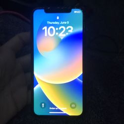 iPhone X No Cracks Works Great 