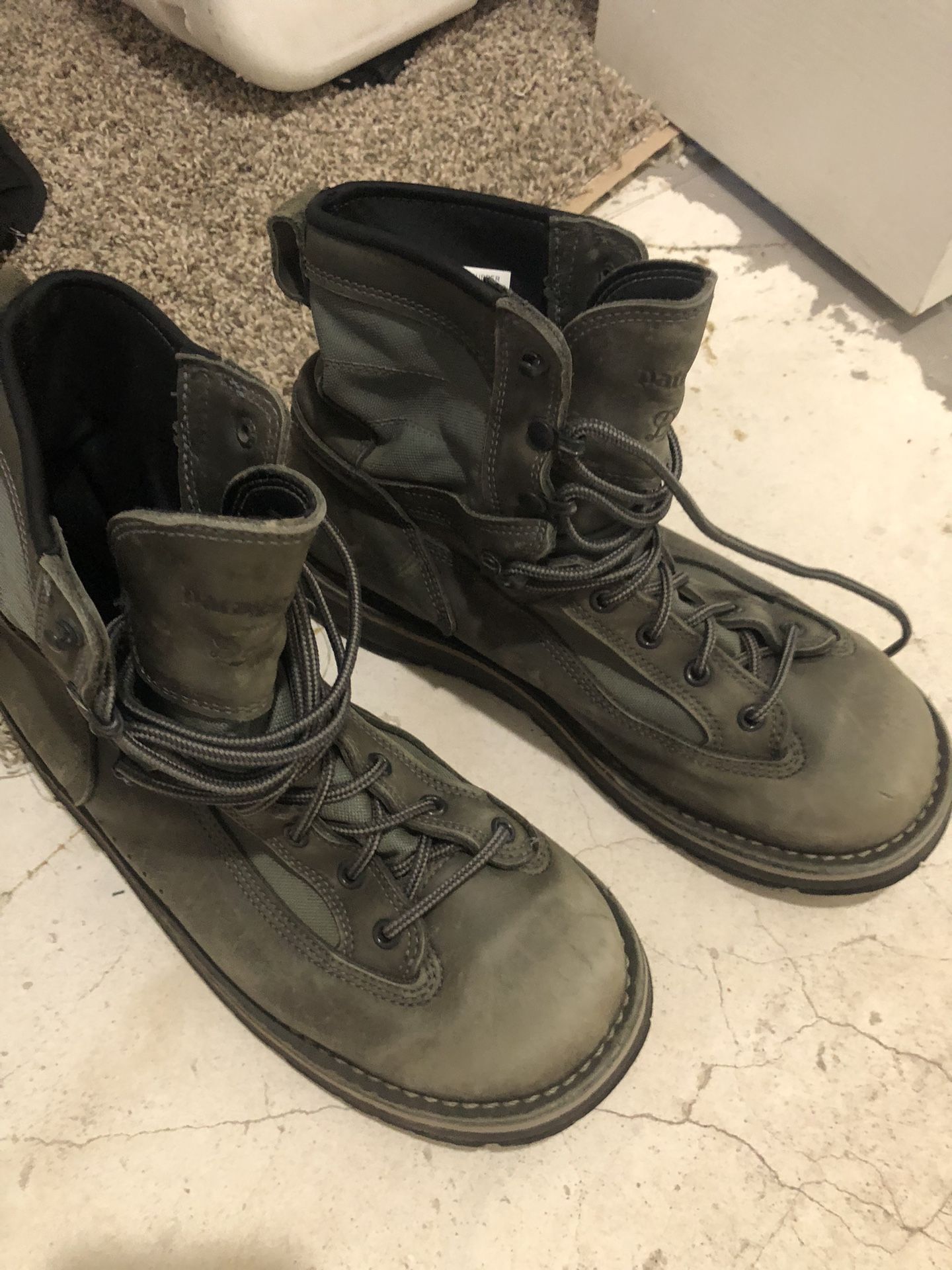 Patagonia Danner Sticky Boots Size 10