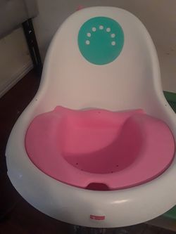 Bath time Tub $10.00 cash only (serious buyers)