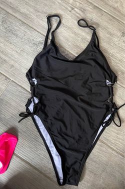 One piece bathing suit