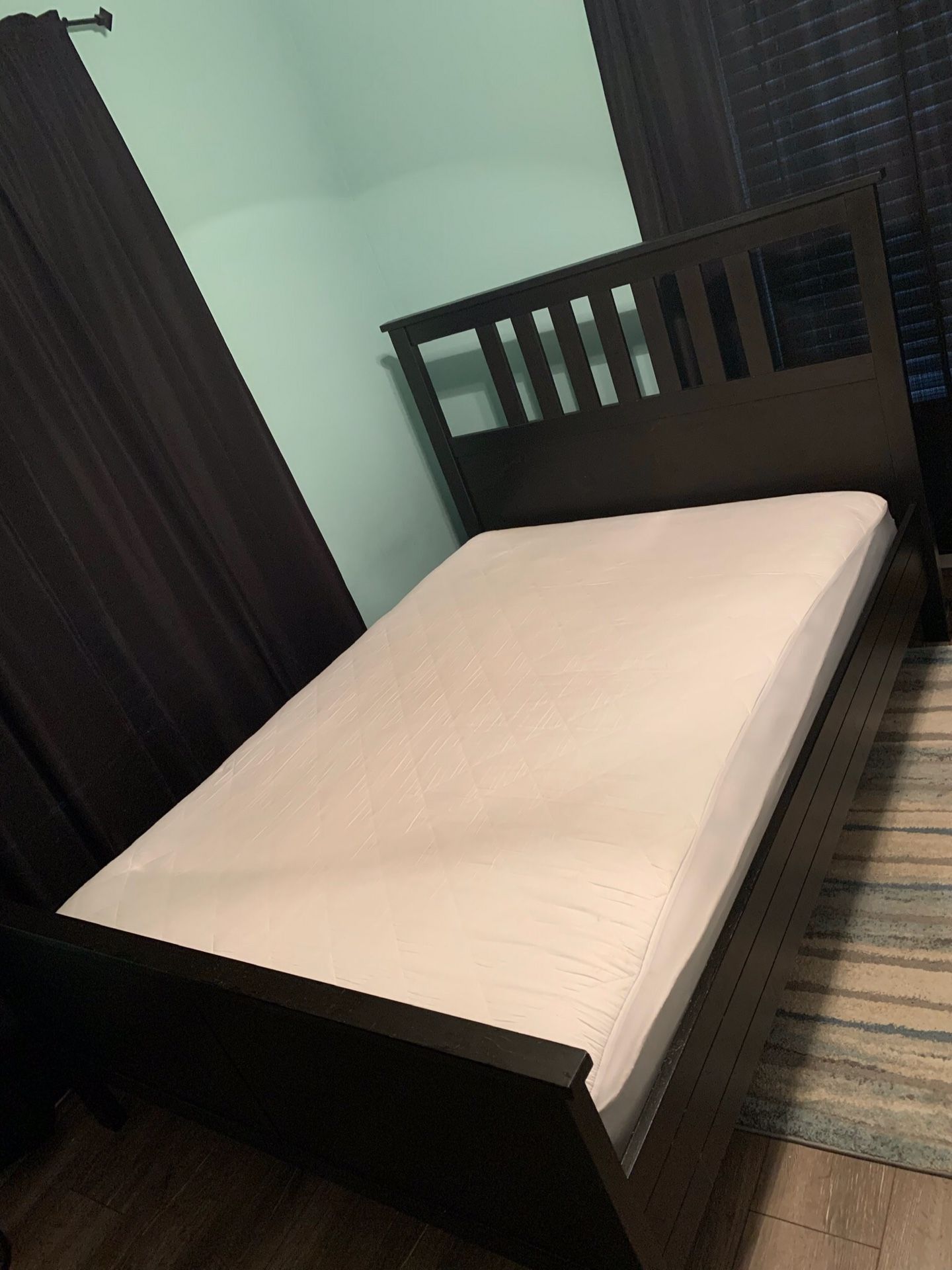 IKEA bedroom set with full size mattress in a good shape,clean
