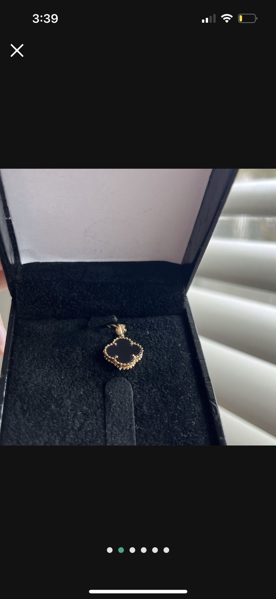 Van Cleef Gold Neckless No Chain