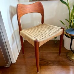 Mid-Century Arne Hovmand-Olsen Danish Teak Dining Chair