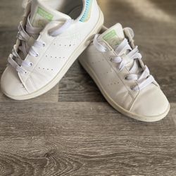 White Tinker Bell Addidas