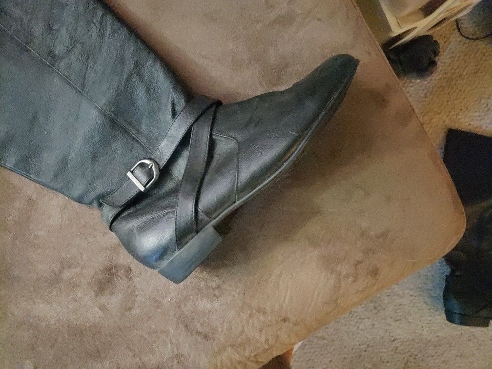 Size 12 WW Womens Leather Boots Xmas 🎁