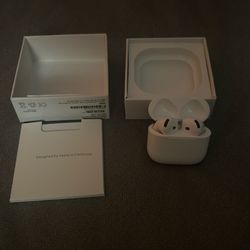 AirPods 4 with Active Noice Cancellation