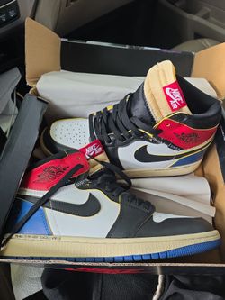 Sneakers size 9.5