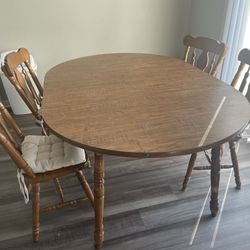 Dining Set With Expandable Table And Four Chairs