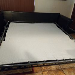 HIDING BED, SLIPPERS COUCH 