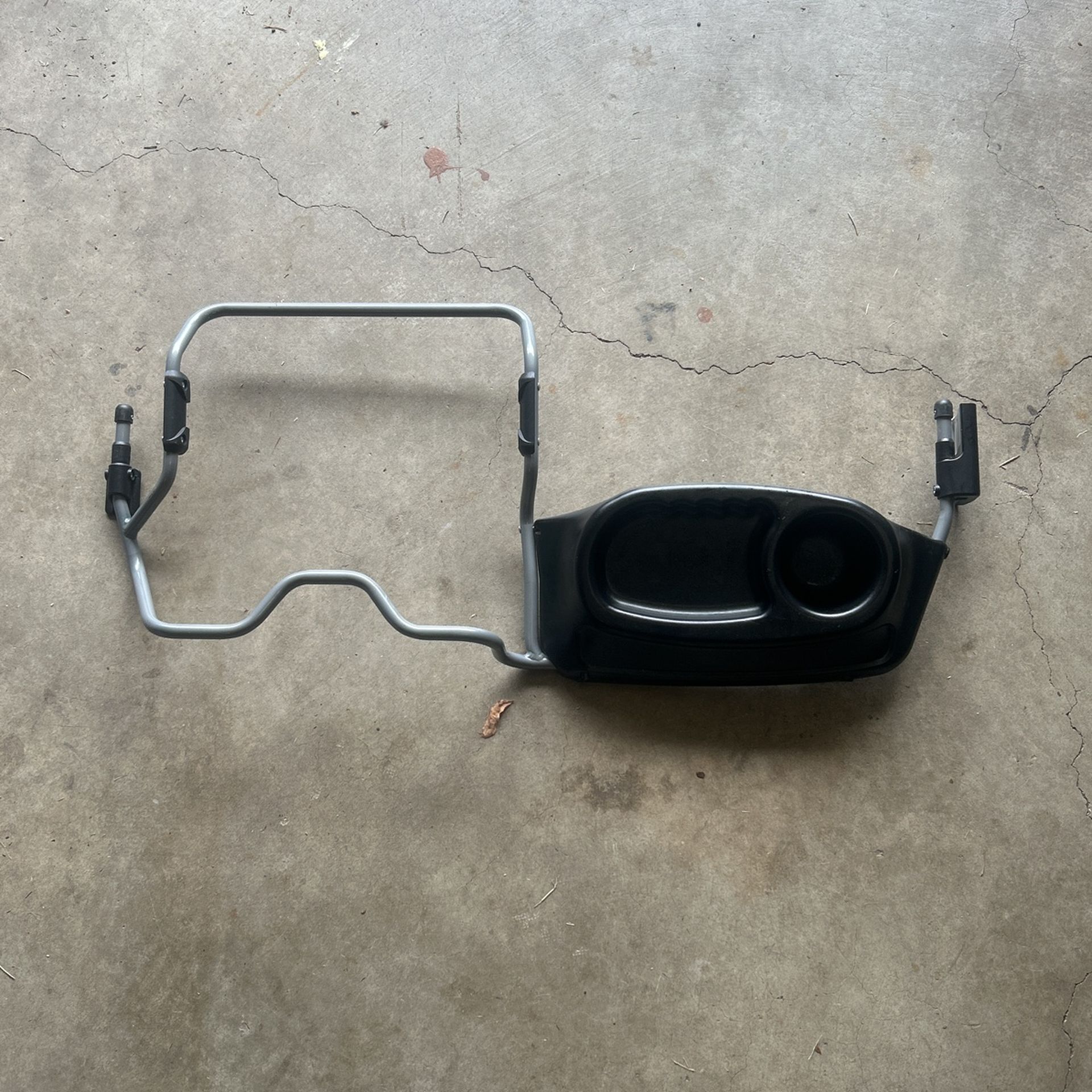 Double BOB Car seat Adapter & Snack Tray (Chicco)
