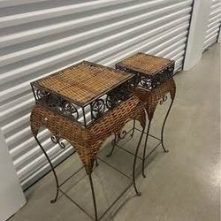 2 accent tables . Different sizes both amazing condition